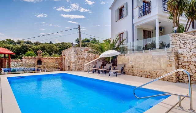 Villa VALERIE with pool and sea view