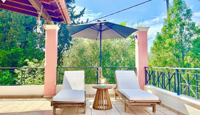 Villa Valia Seaside (Private Estate Coastal Villa)