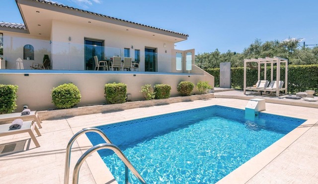 Villa Vatia 1 - Two Bedroom Villa, Sleeps 6