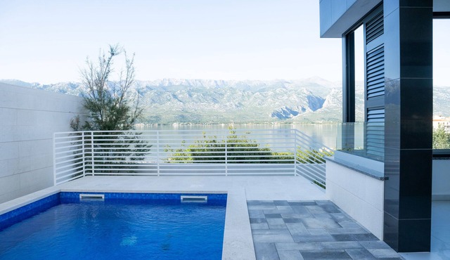 Villa Velebit - luxurious flat on beachfront with private pool and stunning view