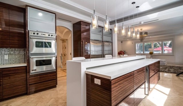 Villa Veloz Coral Gables (message for details)