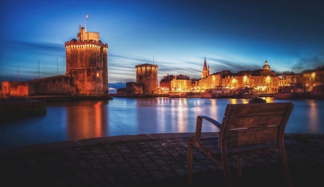 Villa Vergnees, community pool, walking distance golf course