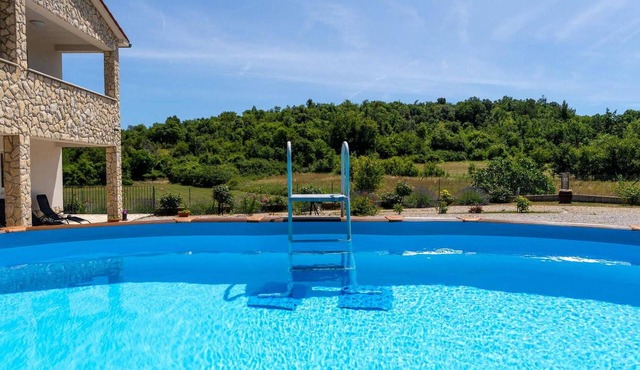 Villa Veronica is a holiday home for 8 people, surrounded by forests and fields.
