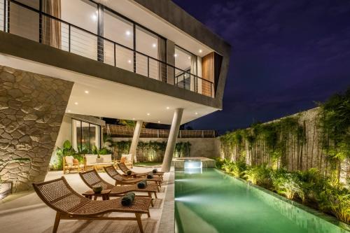 Villa Via Canggu