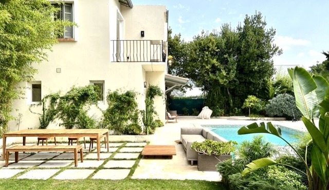 Villa Victoria-rose