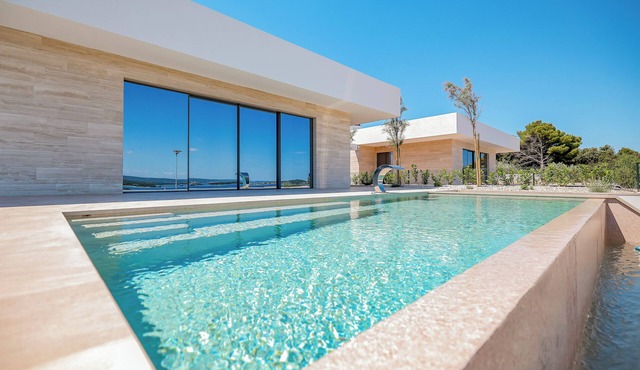 Villa View with breathtaking sea view, privacy, infinity pool, and jacuzzi