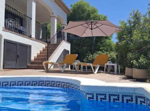 Villa Vista Bonita with private pool, 4 bedrooms, 9 people
