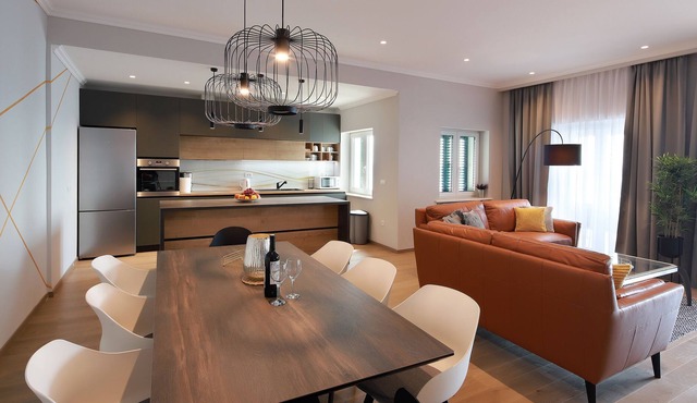 Villa Visum, amazing property on the beach