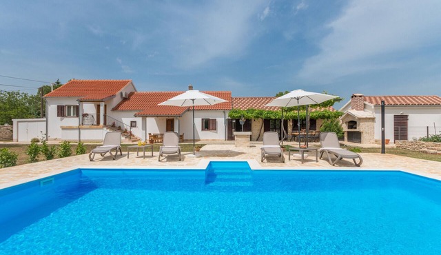 Villa Vitis ZadarVillas