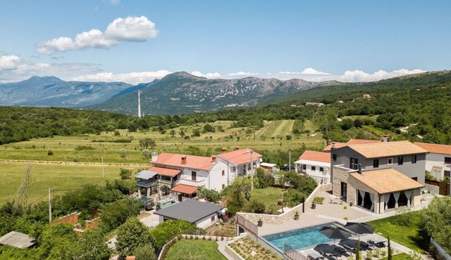 Villa Vizzani by Villsy