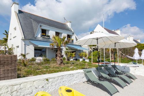 Villa vue mer les pieds dans l'eau