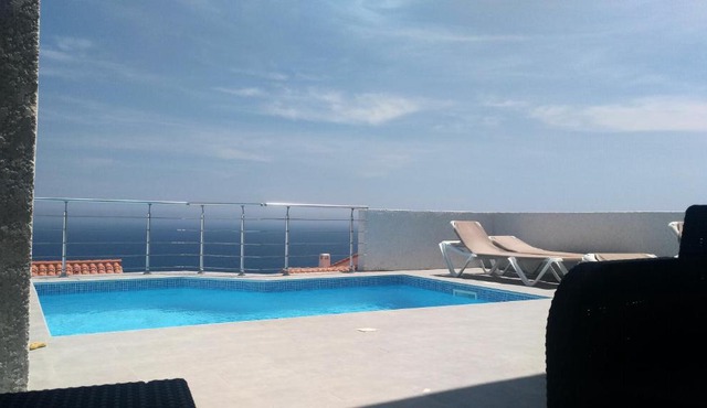 Villa Vue Panoramique sur la mer piscine clim classee 4 etoiles meuble tourisme