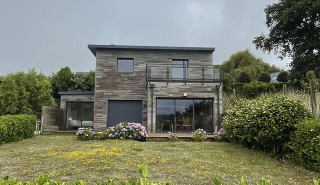 Villa Vue sur Mer - Un Joyau Moderne à Deux Pas de la Mer