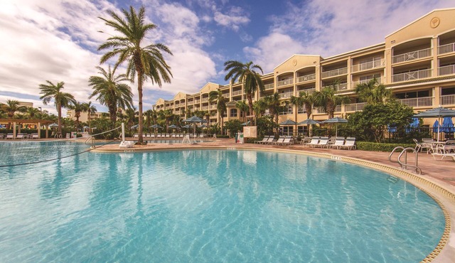 Villa w/On-Site Pool, Water Park + Water Slide!