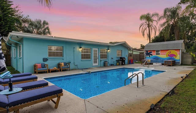 Villa w/private pool & game room