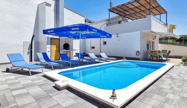 Villa W / View / Private Pool / Free Parking id: nadea