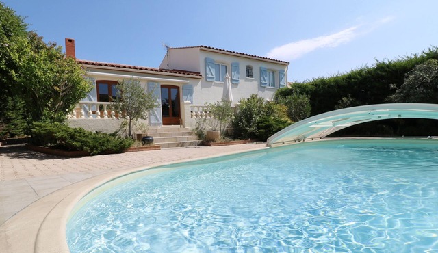 Villa with pool near Montpellier