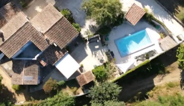 Villa with swimming pool on the banks of the Ardeche