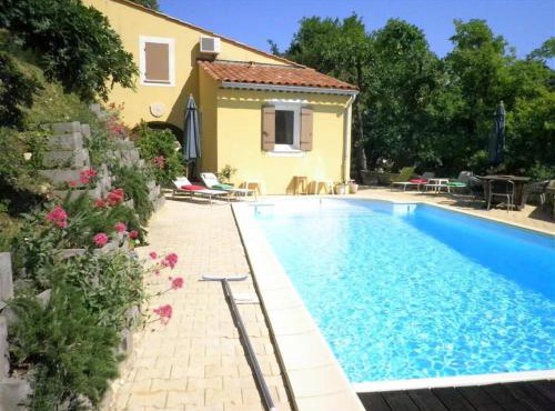 Villa with private pool and panoramic view