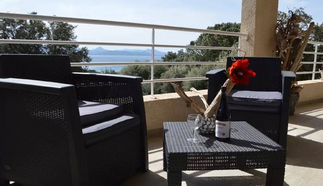 Villa with exceptional view 2 minutes walk from Farinole beach