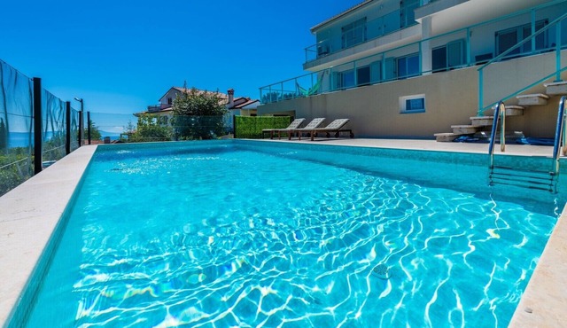 Villa with exceptional views