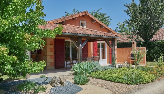 Villa with fire place, in Loire region