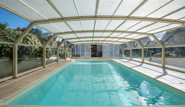 Villa with swimming pool between Beauval and Chateaux