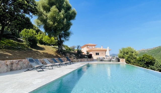 Villa with heated infinity pool(13 x 5 meters), sauna, large park, sea view