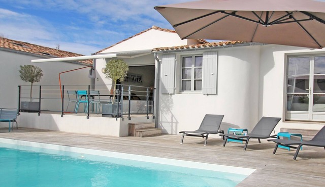 Villa with heated private pool * and closed parking - La Flotte - Ile de Ré