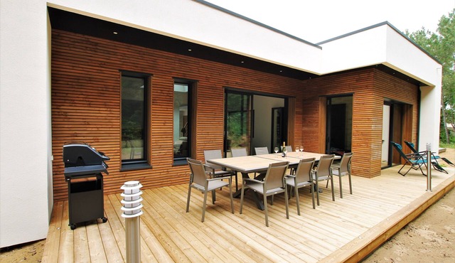 Villa with indoor pool