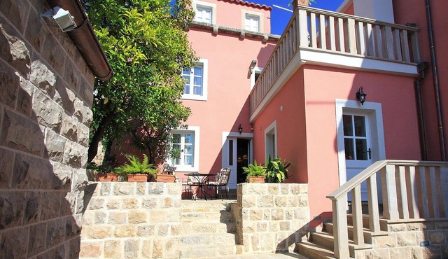 Villa with Its Privileged Position In The Historical Center Of Cavtat.