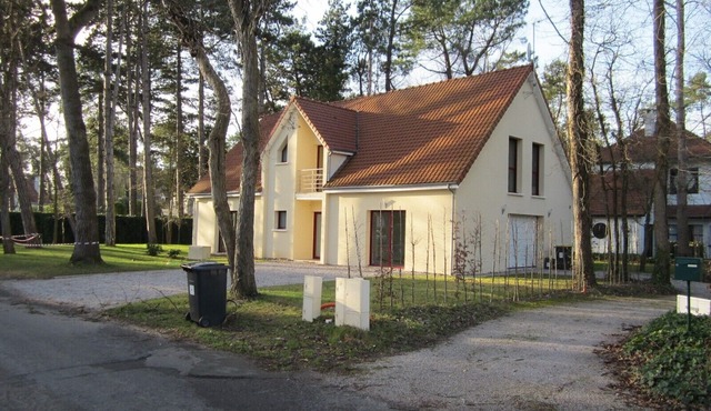 Villa with large capacity of reception possible departure in the afternoon