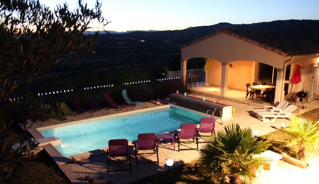 Villa with private pool, View, Fitness, pétanque, Loggia, Barbecue