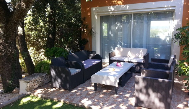 Villa with panoramic view on the edge of the Gorges du Gardon!