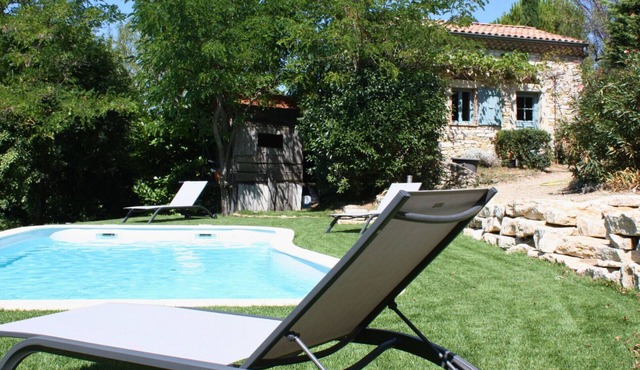 Villa with Panoramic View and Swimming Pool