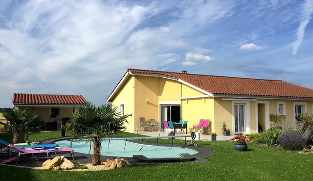 Villa with pool, terraces and large garden