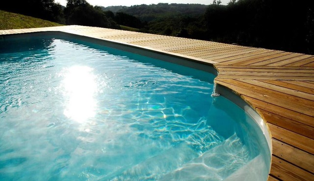 Villa with pool and magnificent views near the beaches of the Landes and Basque Country