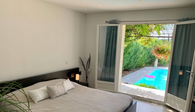 Villa with pool and 4 bedrooms in Provence