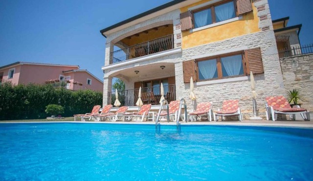 Villa with pool and garden terrace