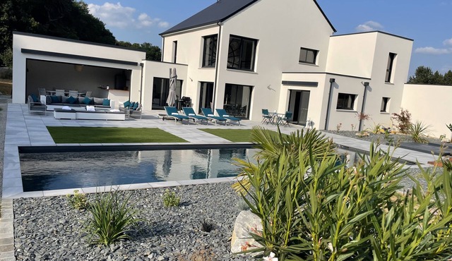 VILLA WITH POOL AND SPA NEAR CIRCUIT 24H LE MANS