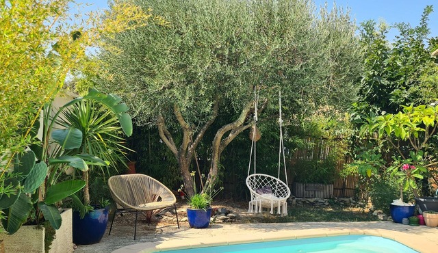 Villa with pool between Nimes and Montpellier