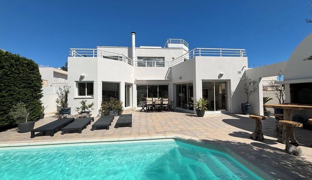 Villa with pool near the beach - Le Grand Travers