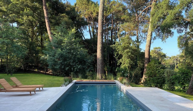 Villa with pool on the edge of the Hossegor golf course