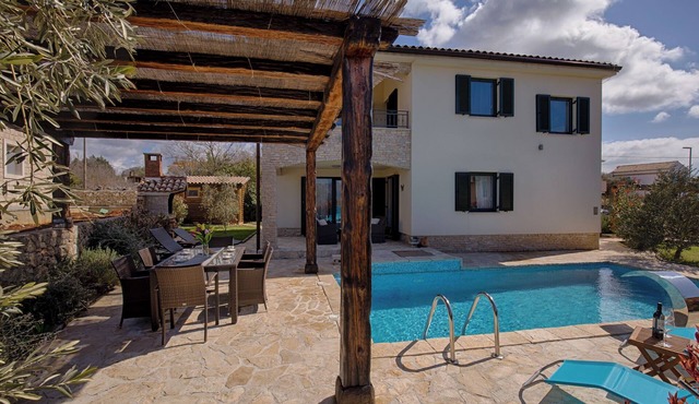 Villa with pool, garden, sea view - TRAVELER Reiseburo Krk - ID 2201