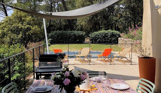 Villa with pool, golf and lake view