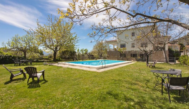 Villa with pool La Serradilla Pedralaves