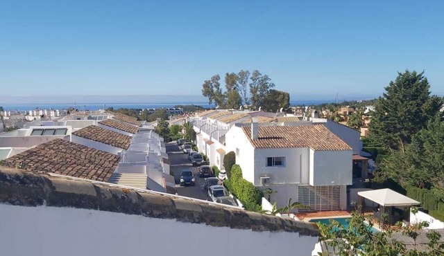 Villa with pool La Palmera