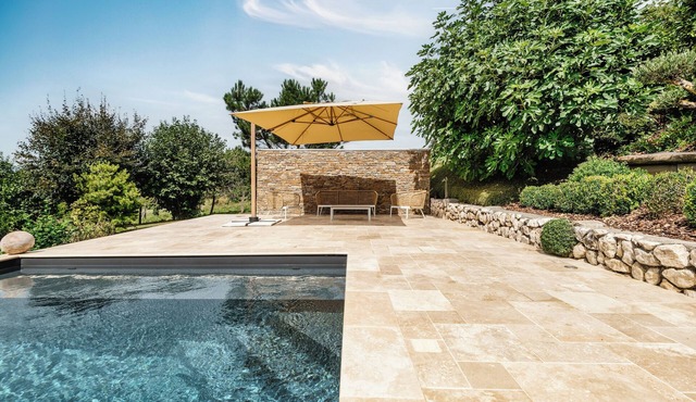 Villa with pool, mountain views, 20 minutes from Lake Annecy