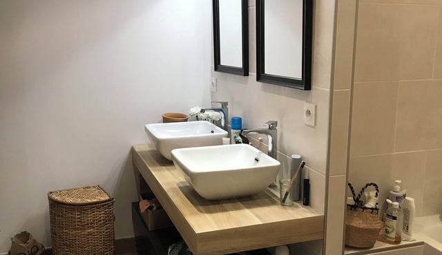 VILLA WITH POOL NEAR MONTPELLIER