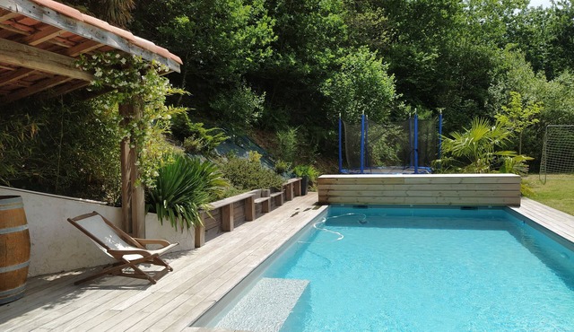 VILLA WITH POOL, NATURE, GOLF AND BEACH